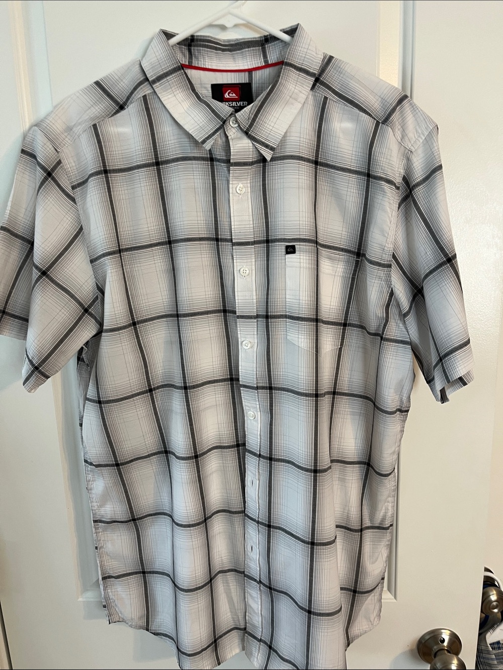 Quiksilver Men’s Short Sleeve White and Black Plaid Button-Up Shirt